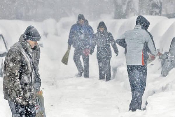 COD GALBEN de ninsori, polei și viscol în 31 de județe și Capitală