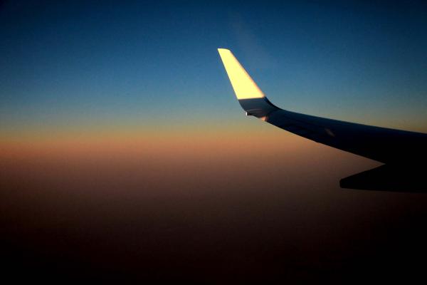 Malaysia cere ajutor SUA pentru a continua căutările avionului dispărut!