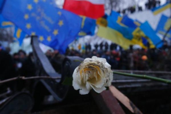 Ucraina în pragul falimentului! Scoate la vânzare maşinile ministerelor
