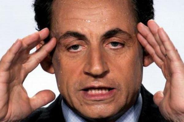 Nicolas Sarkozy a fost PUS SUB ACUZARE