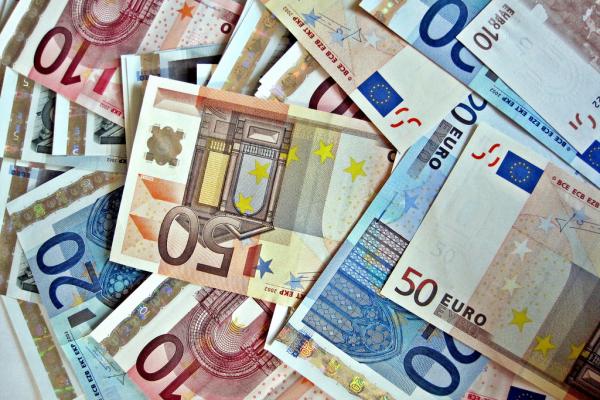 România a plătit peste 1,83 miliarde euro către FMI, UE și BM, în acest an