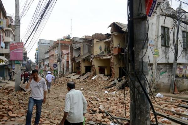 Noul bilanţ al tragediei din Nepal: Peste 5.000 de de morţi!
