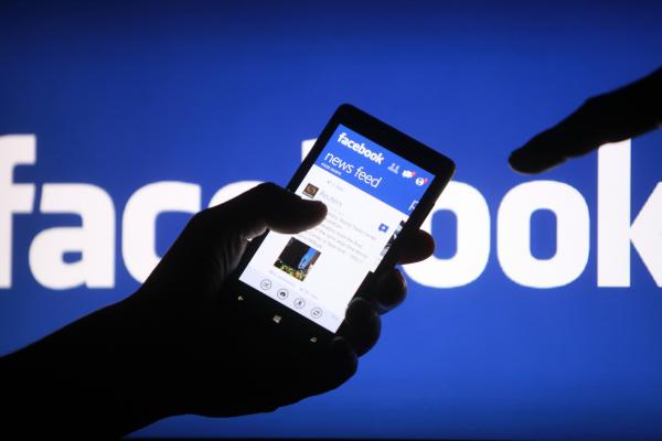 Aşa poţi afla cine îţi IGNORĂ cererile de prietenie pe Facebook