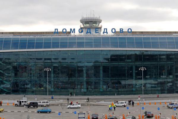 Incendiu la aeroportul Domodedovo din Moscova: Circa 3.000 de persoane, evacuate