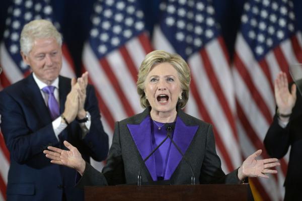 RĂSTURNARE de situaţie în SUA: Anunţul făcut de Hillary Clinton privind renumărarea voturilor