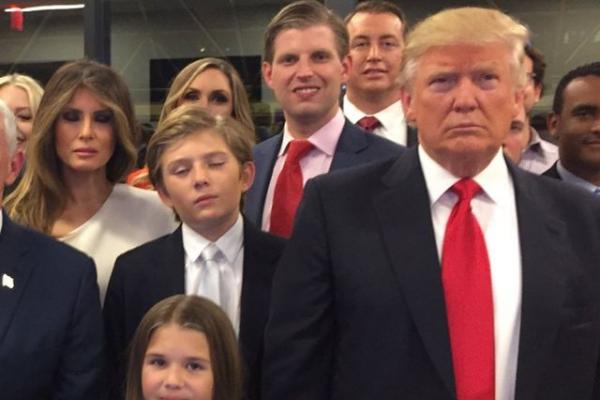 Cine este Donald Trump, noul preşedinte ales al Statelor Unite. Feţele lui Trump, un politician care a speriat şi uimit o lume întreagă