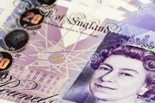 Efectul BREXIT: Lira sterlină, depreciere RECORD! A ajuns la cel mai scăzut nivel în raport cu dolarul american din ultimii peste 30 de ani