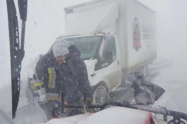 GER şi NINSORI în toată ţara: ANM anunţă COD GALBEN de ger până joi dimineaţă. Ce temperaturi vor fi