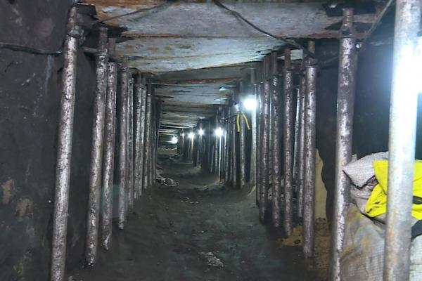Au vrut să fure 300 DE MILIOANE DE DOLARI! 16 indivizi au cheltuit un milion de dolari pentru a săpa un TUNEL care ajungea la Banca Braziliei (VIDEO)