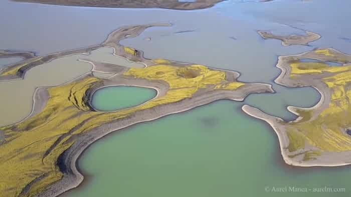 Un român a filmat cu drona imagini spectaculoase, cu lacurile ascunse ale Islandei