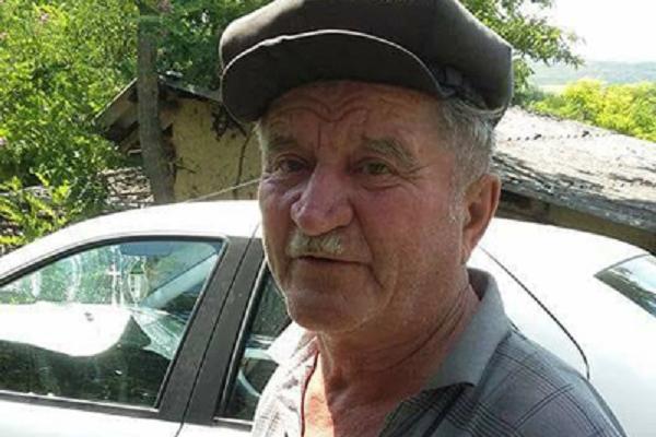Situație incredibilă la Vaslui! Un bărbat care a stat două zile legat de pat în Spitalul Județean, a fost externat fără știrea familiei, care acum îl caută cu disperare