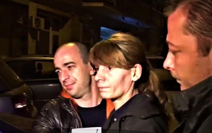 Mama şi fratele criminalei de la metrou fac noi dezvăluiri şocante: "Ne este foarte ruşine! Ne-a scris şi ne-a spus tot ce s-a întâmplat" (Video)