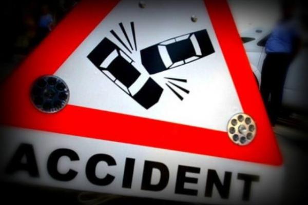 ACCIDENT grav în Olt: O persoană a murit şi alte cinci au fost rănite, după ce o maşină a încercat să evite un biciclist