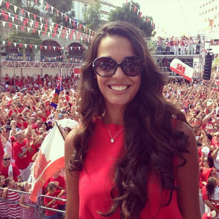 O fostă Miss World a devenit cel mai tânăr primar al Gibraltarului. Prima ei declaraţie crează deja POLEMICI (FOTO)