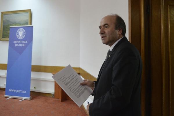 Tudorel Toader, despre modificările pe codurile penale: "În toamnă vom evalua cele patru Coduri"