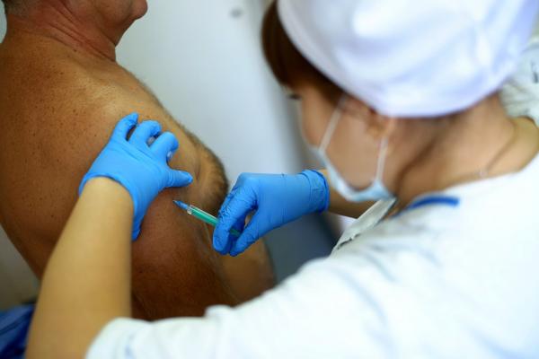 Un vaccin împotriva colesterolului s-a dovedit eficient şi în problemele cu inima. Au început testele pe oameni