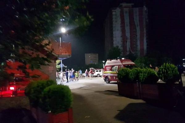 ACCIDENT în Parcul Lumea Copiilor din Capitală. O tânără a căzut din TIROLIANĂ şi a ajuns la spital