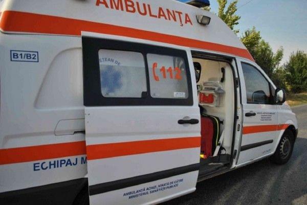 Ambulanţele ar putea fi dotate cu aer condiţionat. Primarul Capitalei vrea să semneze un parteneriat cu ministrul sănătăţii