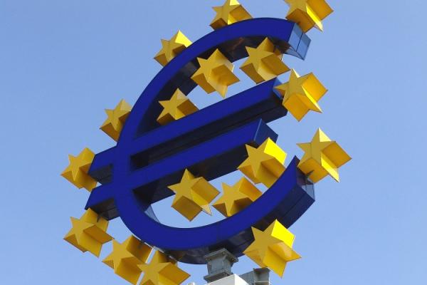 Comisia Europeană promite noi ajutoare pentru statele care vor să adere la zona euro