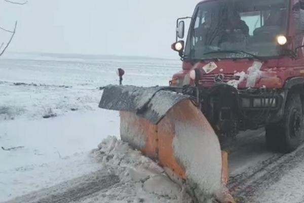 Școli închise în țară, din cauza zăpezii. Ce spune ministrul Educației