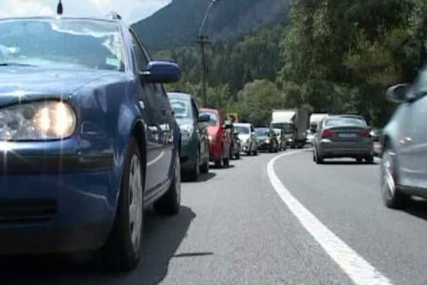 Infotrafic: Circulație îngreunată DN 1 Braşov - Ploieşti, din cauza aglomeraţiei