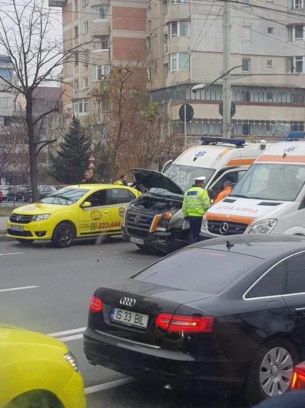 Ambulanta accidentata la iasi