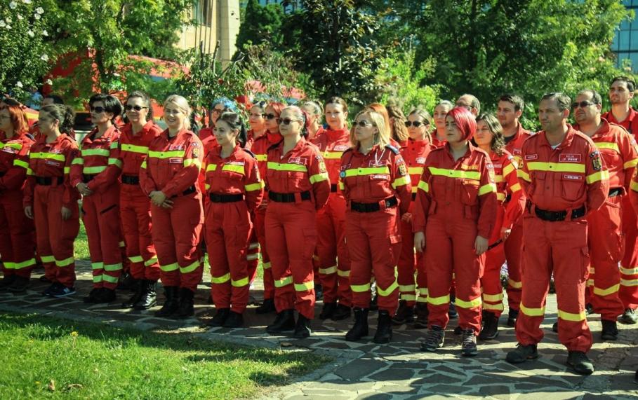 Angajați IGSU Angajați ai Inspectoratului General pentru Situații de Urgență