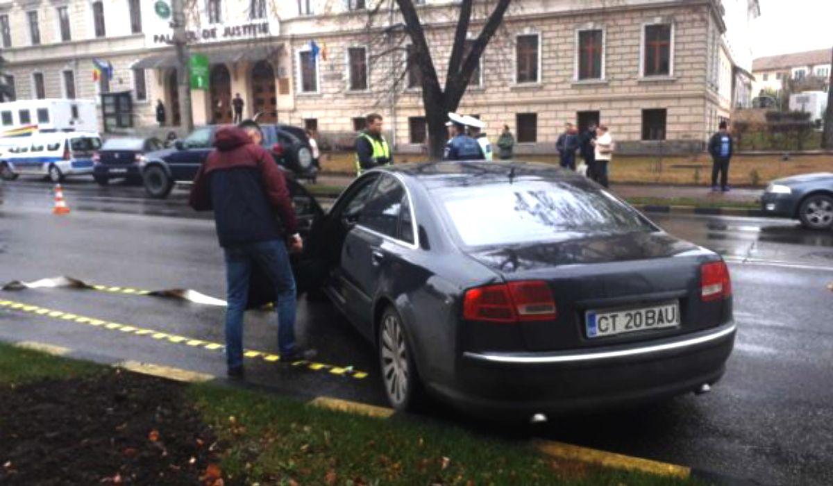 Accident grav la Suceava. O mama şi un copil au fost spulberaţi pe trecerea de pietoni