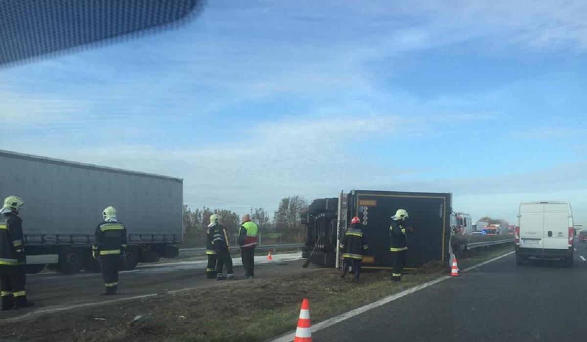 Şofer român de TIR grav rănit într-un accident în Ungaria
