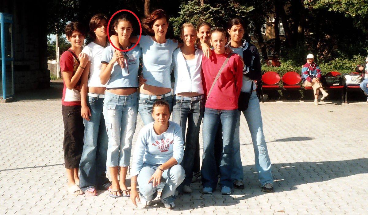 Maria, românca împuşcată în Spania, alături de colegele de la CSS Sibiu în anul 2004