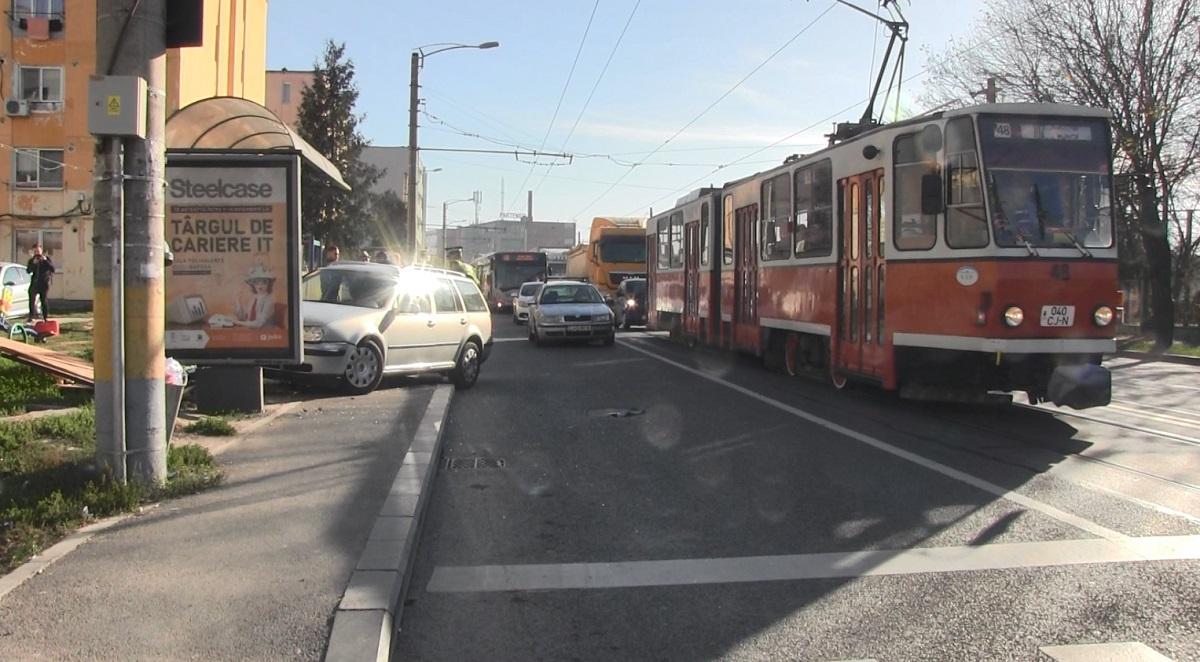 Accident oribil, în urmă cu puţin timp, în Cluj, pe Bulevardul Muncii