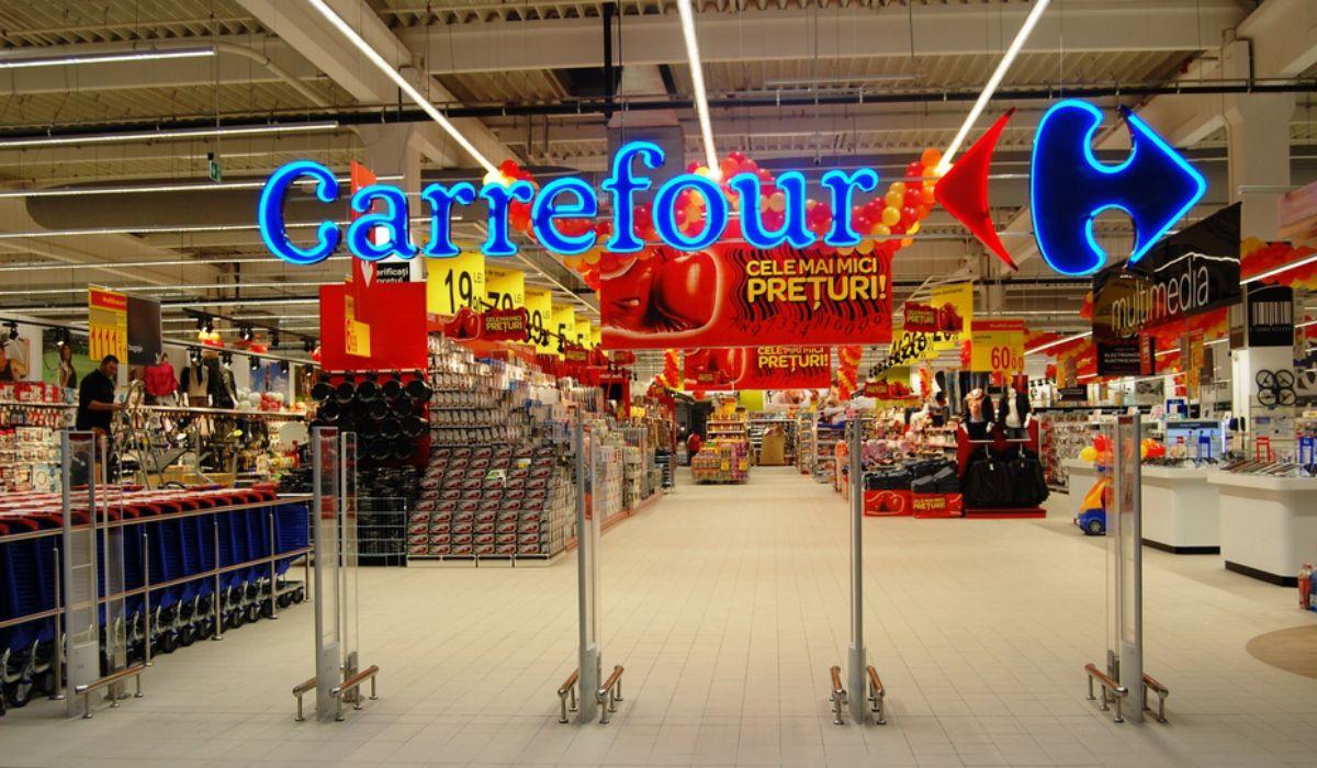 Program Carrefour Crăciun 2018. Când vor fi deschise magazinele