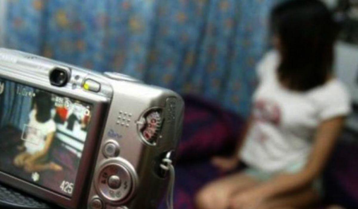 Fata din Braşov a găsit imagini indecente cu ea pe un site pentru adulţi