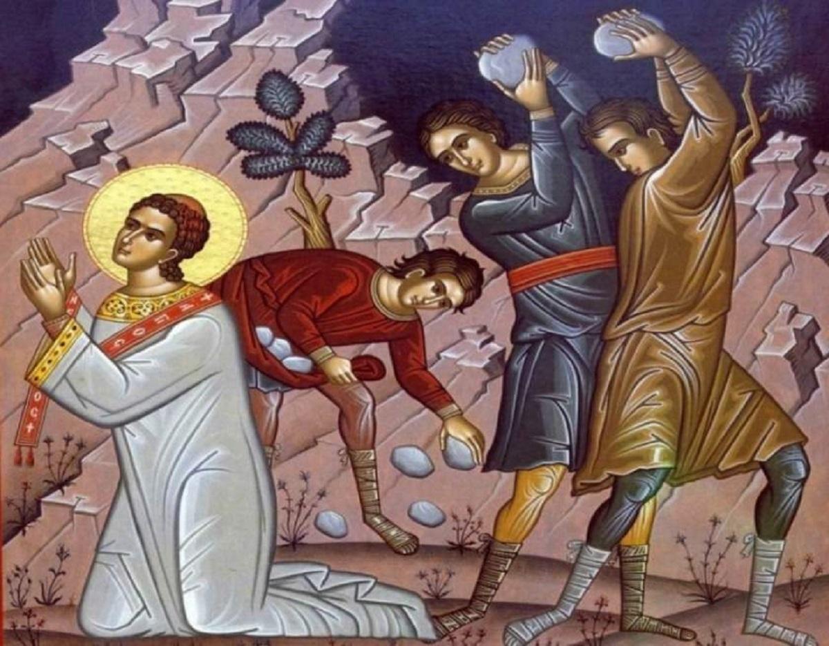 Astăzi, în a treia zi de Crăciun, după marea sărbătoare a Naşterii Domnului, credincioşii îl prăznuiesc pe Sfântul Ştefan