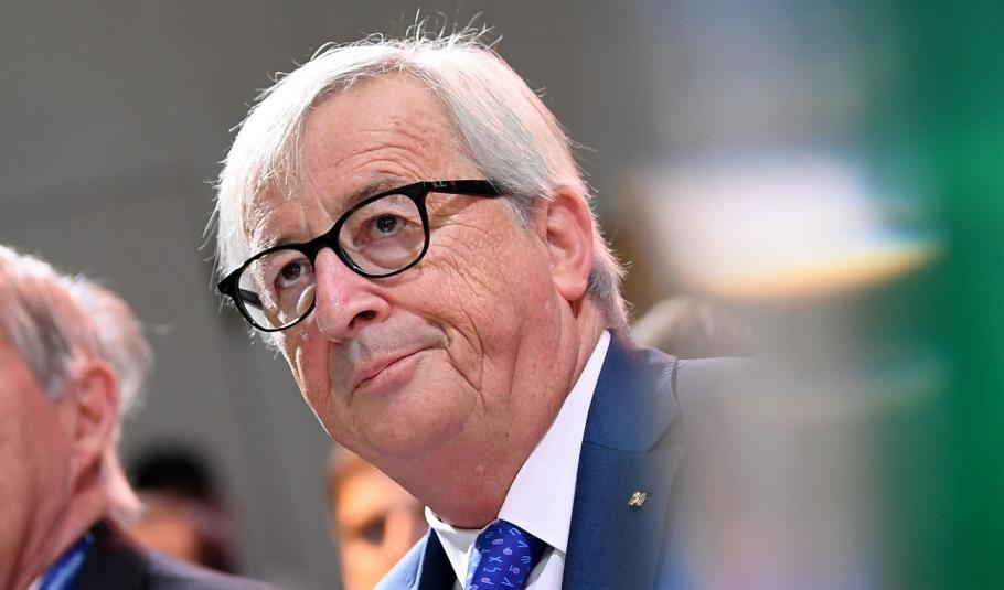 Jean-Claude Juncker Jean-Claude Juncker la lucrările unui summit
