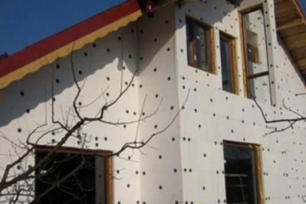 Anunţ neaşteptat de la Primăria sectorului 1: Casele care au maximum 160 de metri pătraţi vor fi izolate termic gratuit