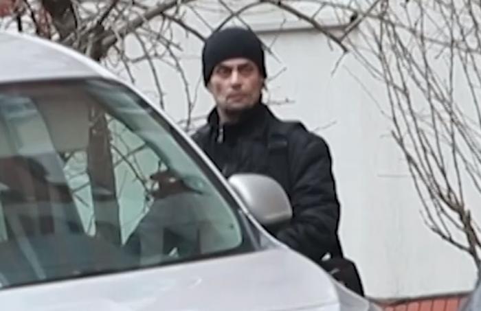 Imagini de ultimă oră cu celebrul "Portocală"! Ex-procurorul Negulescu, filmat la scurt timp după ce a fost acuzat că a fabricat probe în dosare (Video)