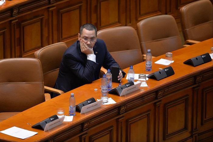 Fotografie şocantă publicată de Victor Ponta pe facebook în timpul Congresului Extraordinar al PSD