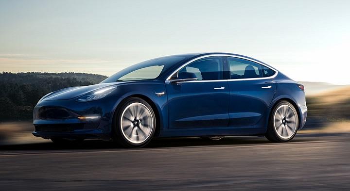 Tesla a oprit productia la Model 3