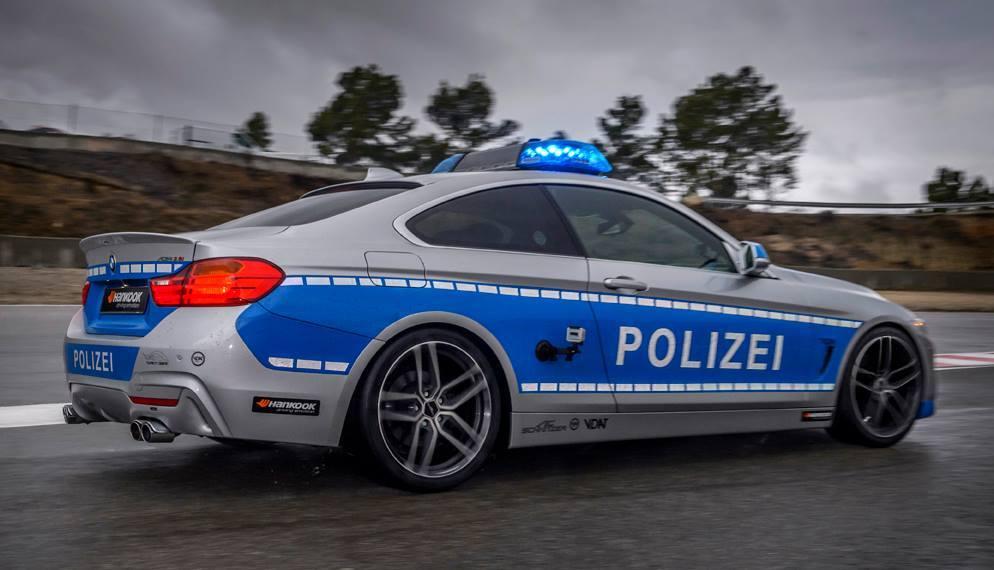 Doi români au fost prinşi în Germania cu cocaină de 500.000 de euro