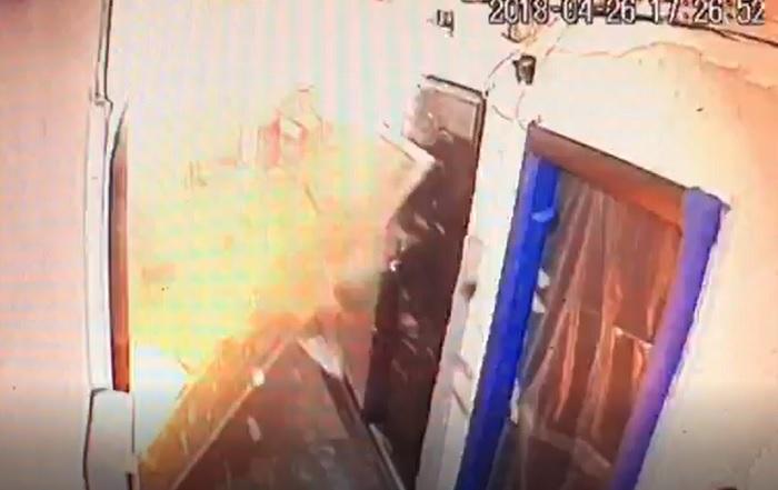 Explozie într-o garsonieră la Suceava. O persoană a fost rănită