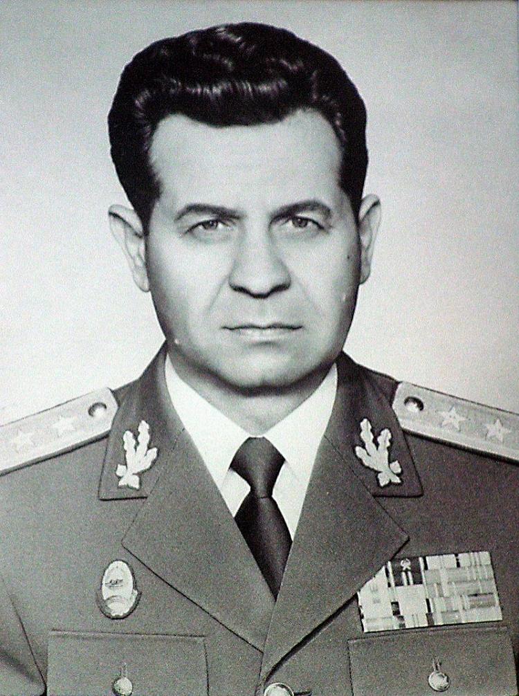 A murit generalul Constantin Olteanu, fost ministru al Apărării
