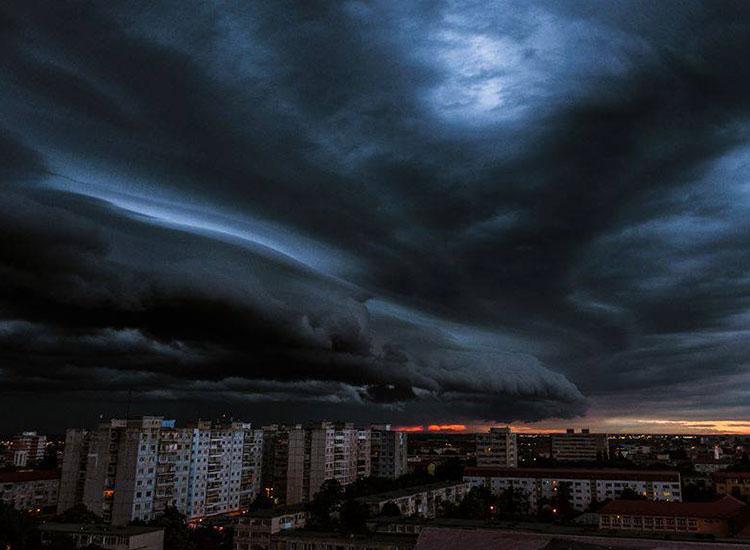 Atentionare meteo Atenționare meteo de vreme severă imediată! Grindină și descărcări electrice în mai multe județe