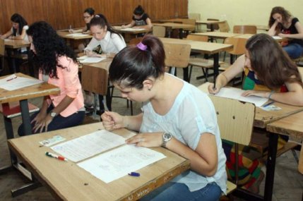 Surpriză pentru elevii de clasa a VIII-a. Parlamentarii anunţă o nouă modificare în Legea Educaţiei: "Va deveni obligatoriu!"