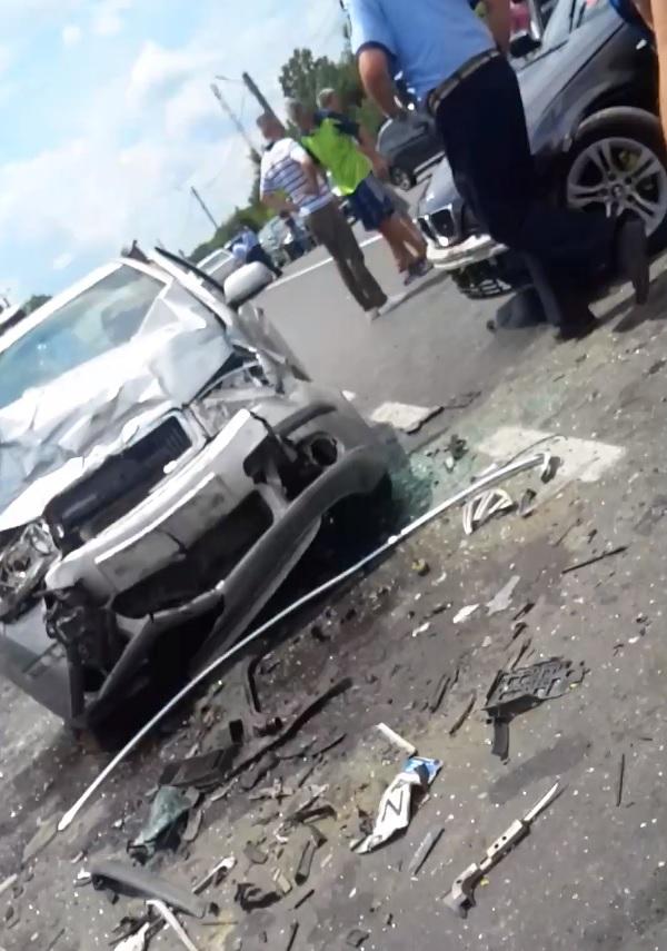 Două maşini s-au ciocnit la Cioranca, într-un accident cu cinci victime