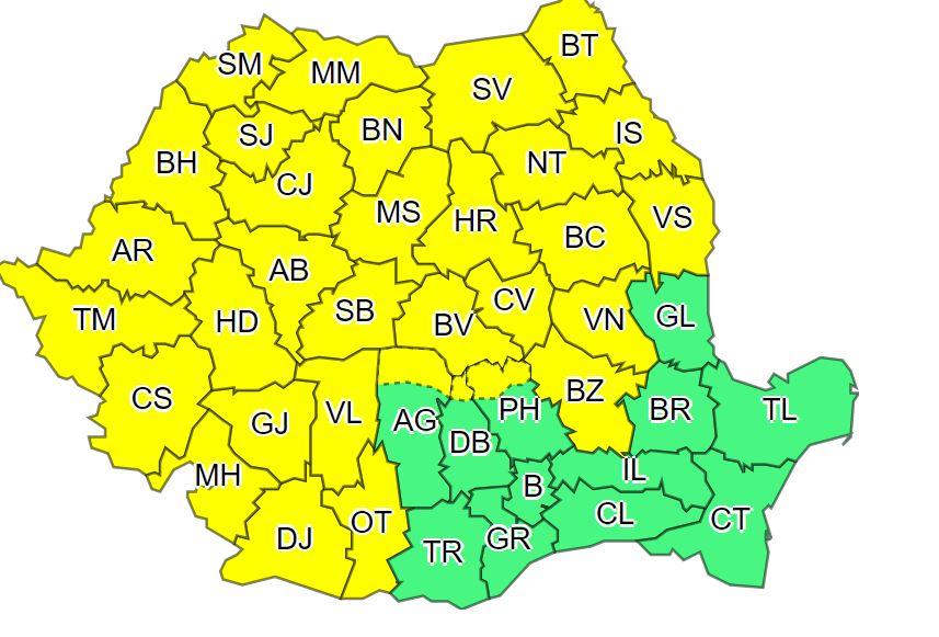 Cod galben de fenomene meteo extreme în aproape toată ţara. Furtuni, ploi şi grindină până mâine, la ora 23.00