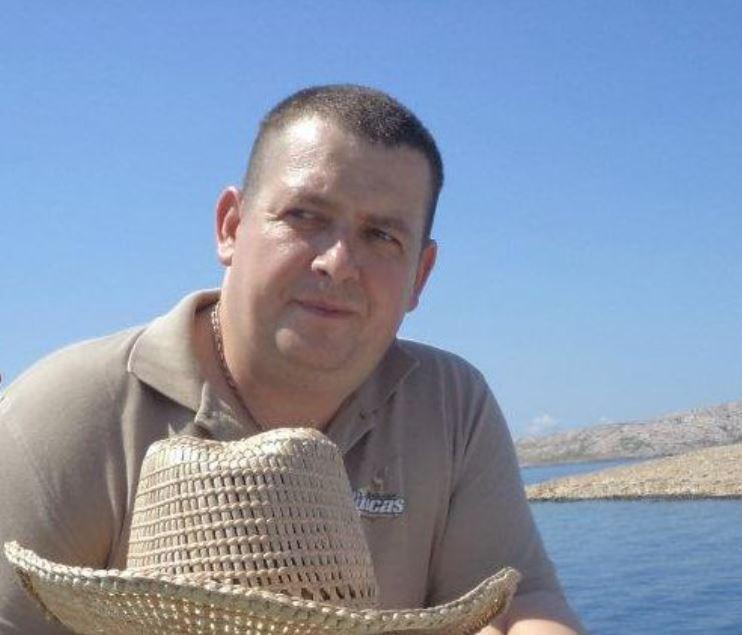 Cosmin Moț, un bărbat de 40 de ani, tatăl unui copil, s-a stins din viață într-un groaznic accident rutier la Voivodeni