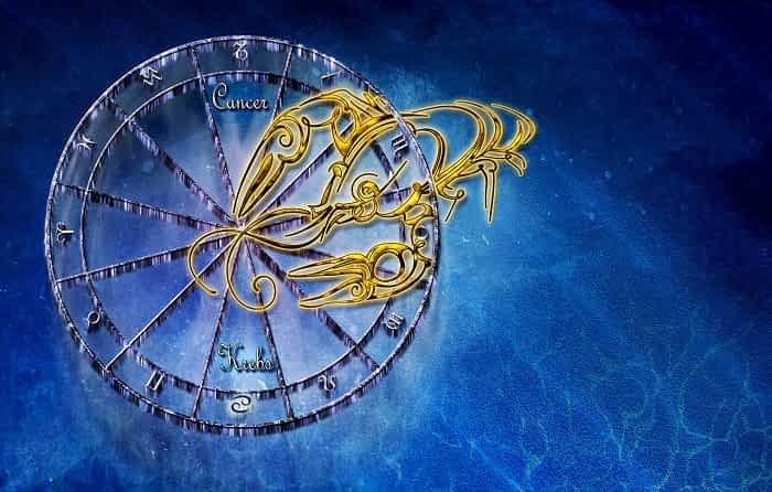 Horoscopul lunii Iulie pentru Rac Horoscop lunar prezentat de Observator