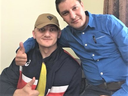 Dan Ciprian Sfichi, poliţistul aproape decapitat cu sabia de interlopul Huţuleac a revenit acasă, după o lungă suferinţă