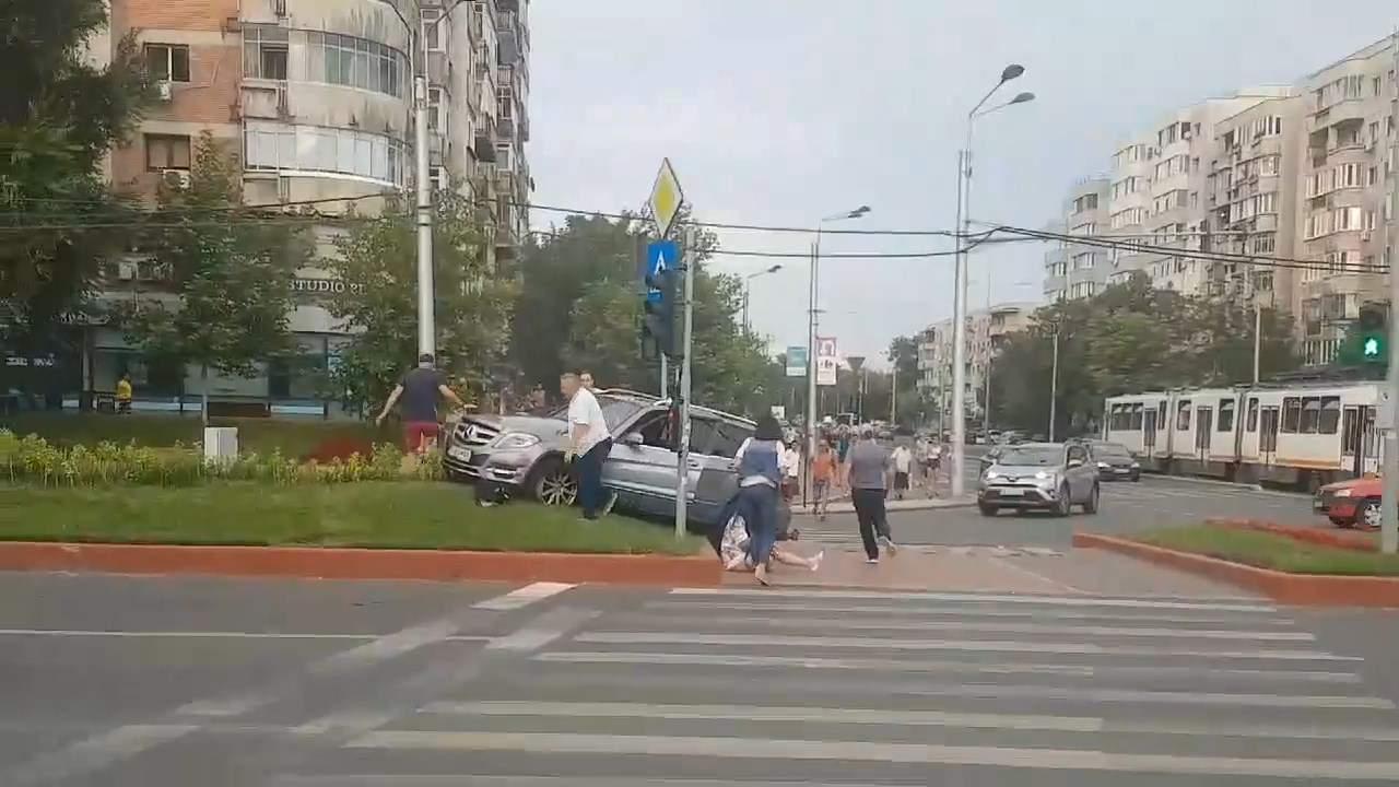 Accident teribil pe o trecere de pietoni din Bucuresti